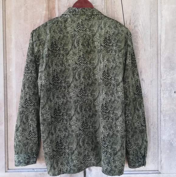 Green Python Print Shirt - Picture 4 of 6